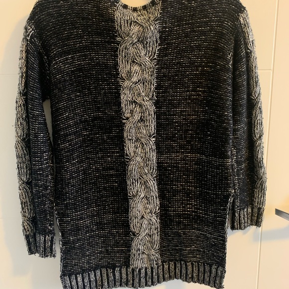 Design Lab high low sweater - Picture 3 of 3